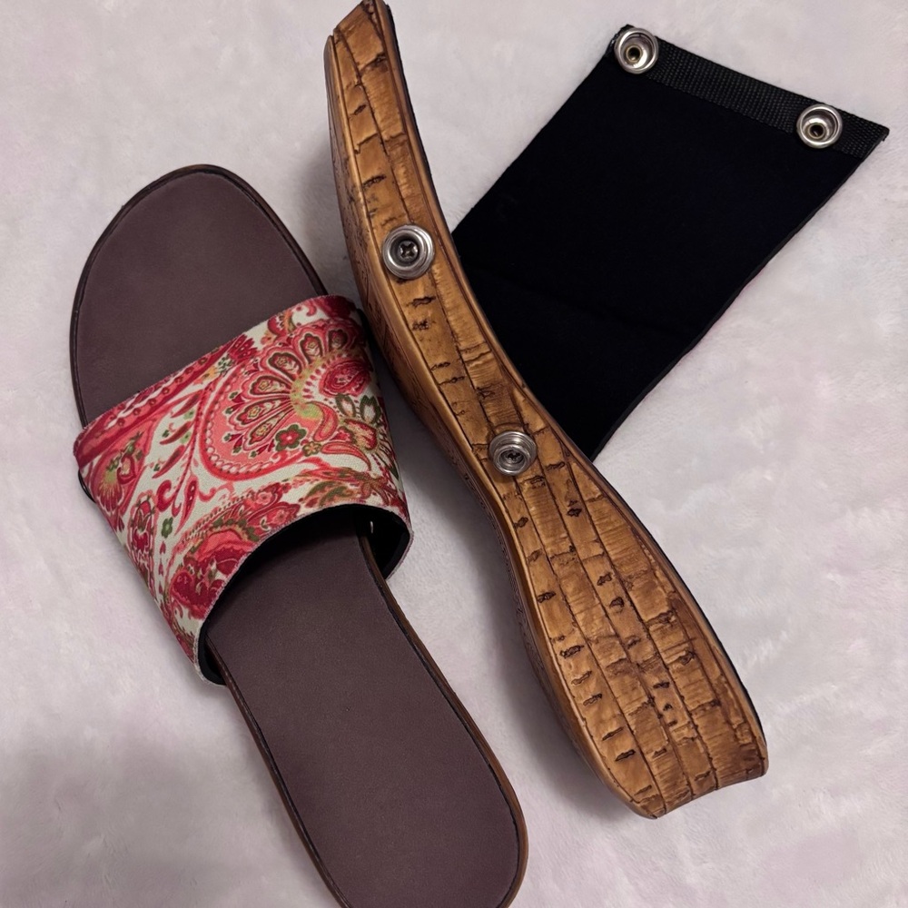 Onesole Corky Leisure Soft Step Wedge Sandals--EUC--6 - Picture 10 of 14